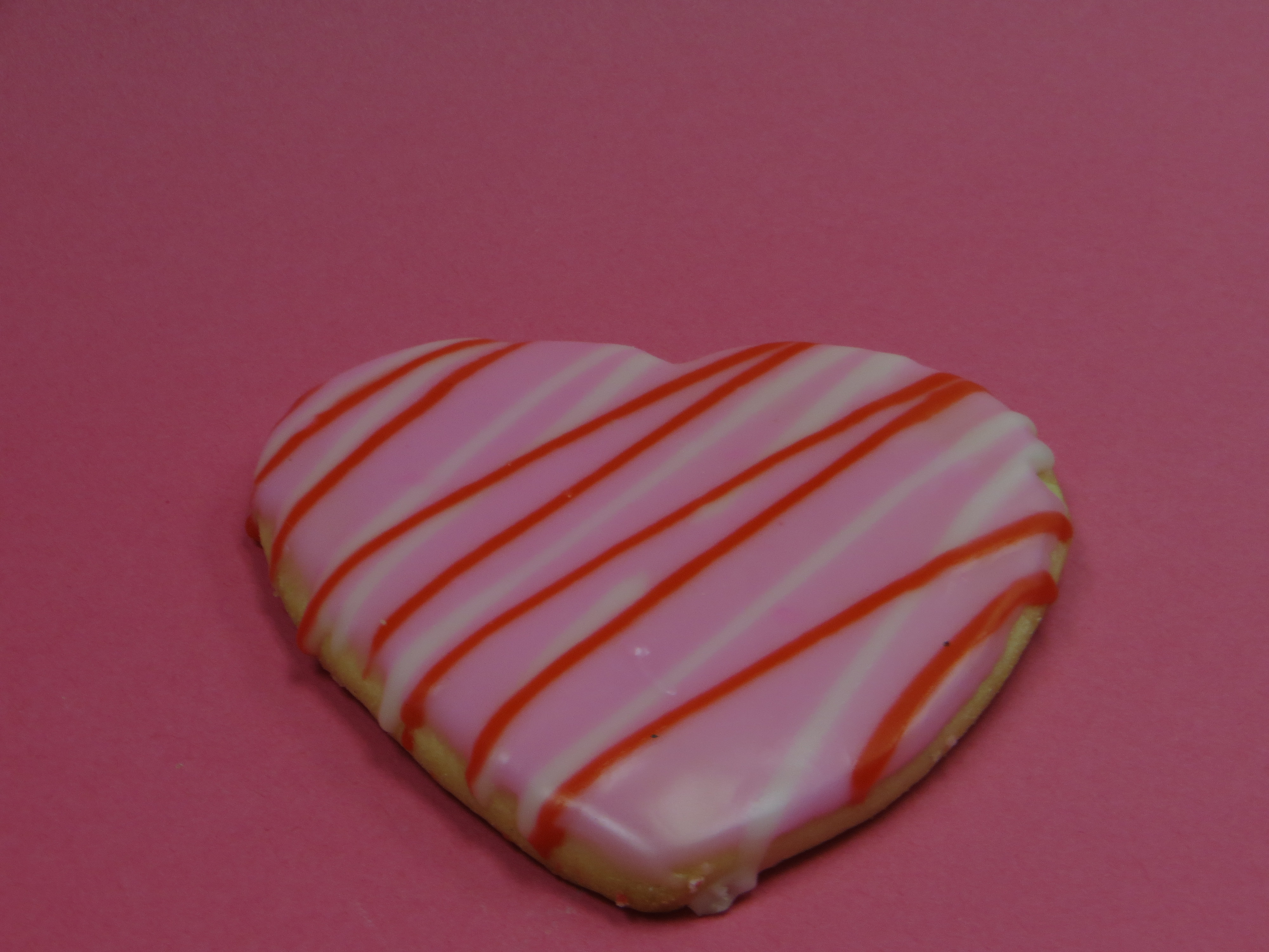 Valentine's Heart Drizzle Cookie - DOZEN